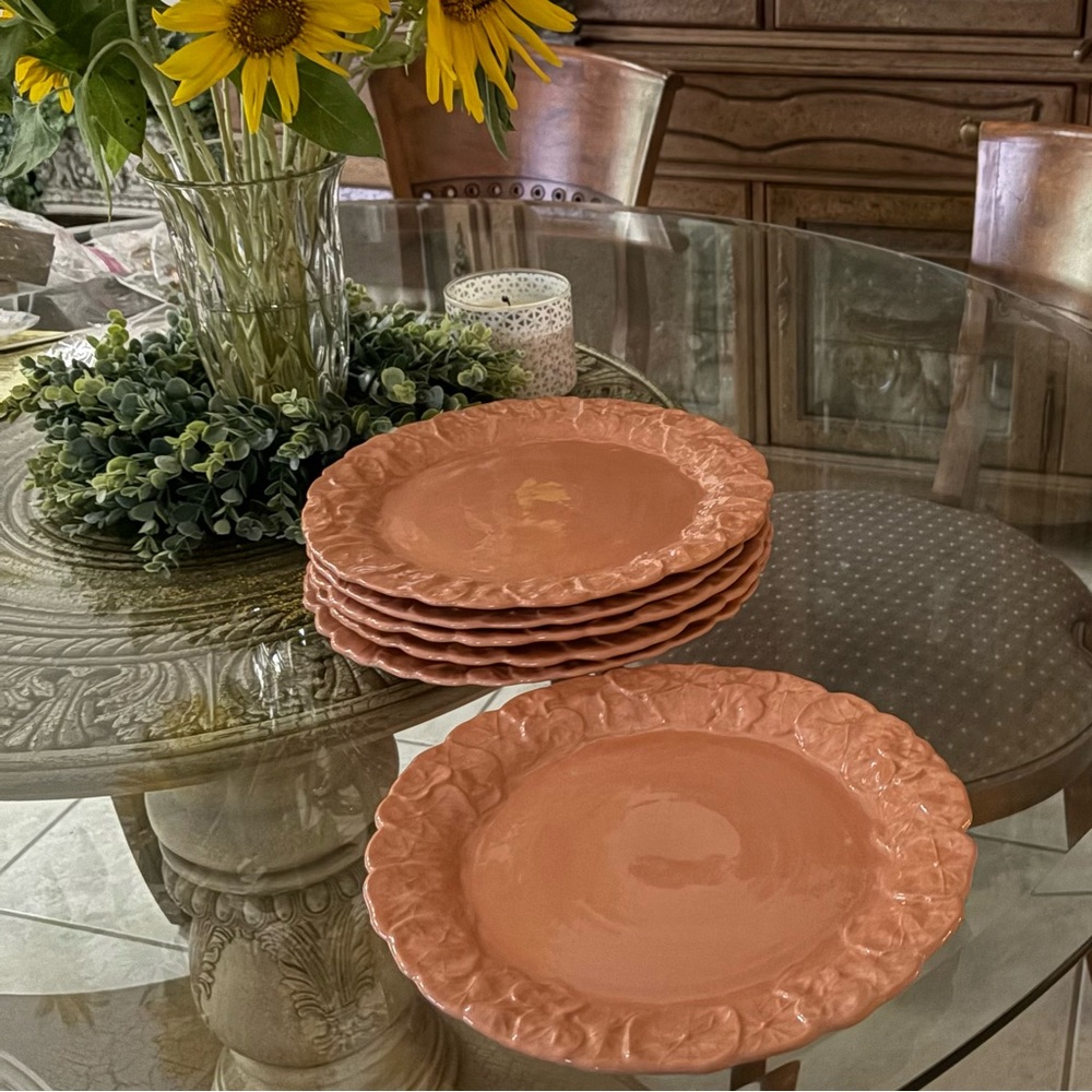 Orange Dinnerware with Scalloped Edges